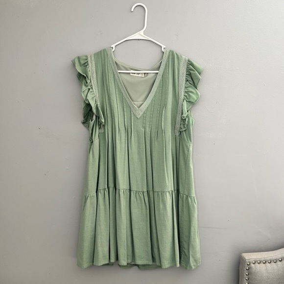 New In Dresses & Skirts - Green Ruffle Sleeve Dress